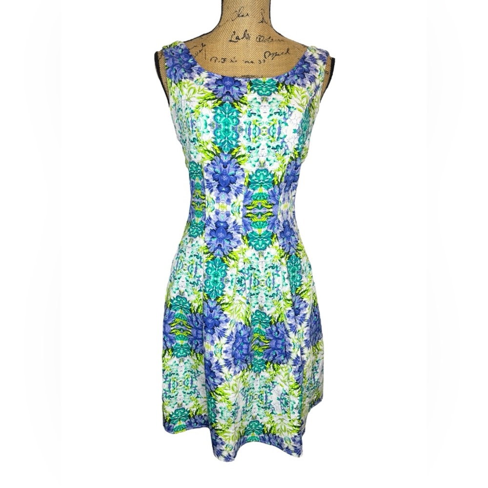Tiana B Size 6 Colorful Blue Green White Floral A Line Fit & Flare Dainty Dress